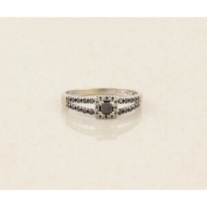 10k White Gold Black and White Diamond Ring 7 3/4